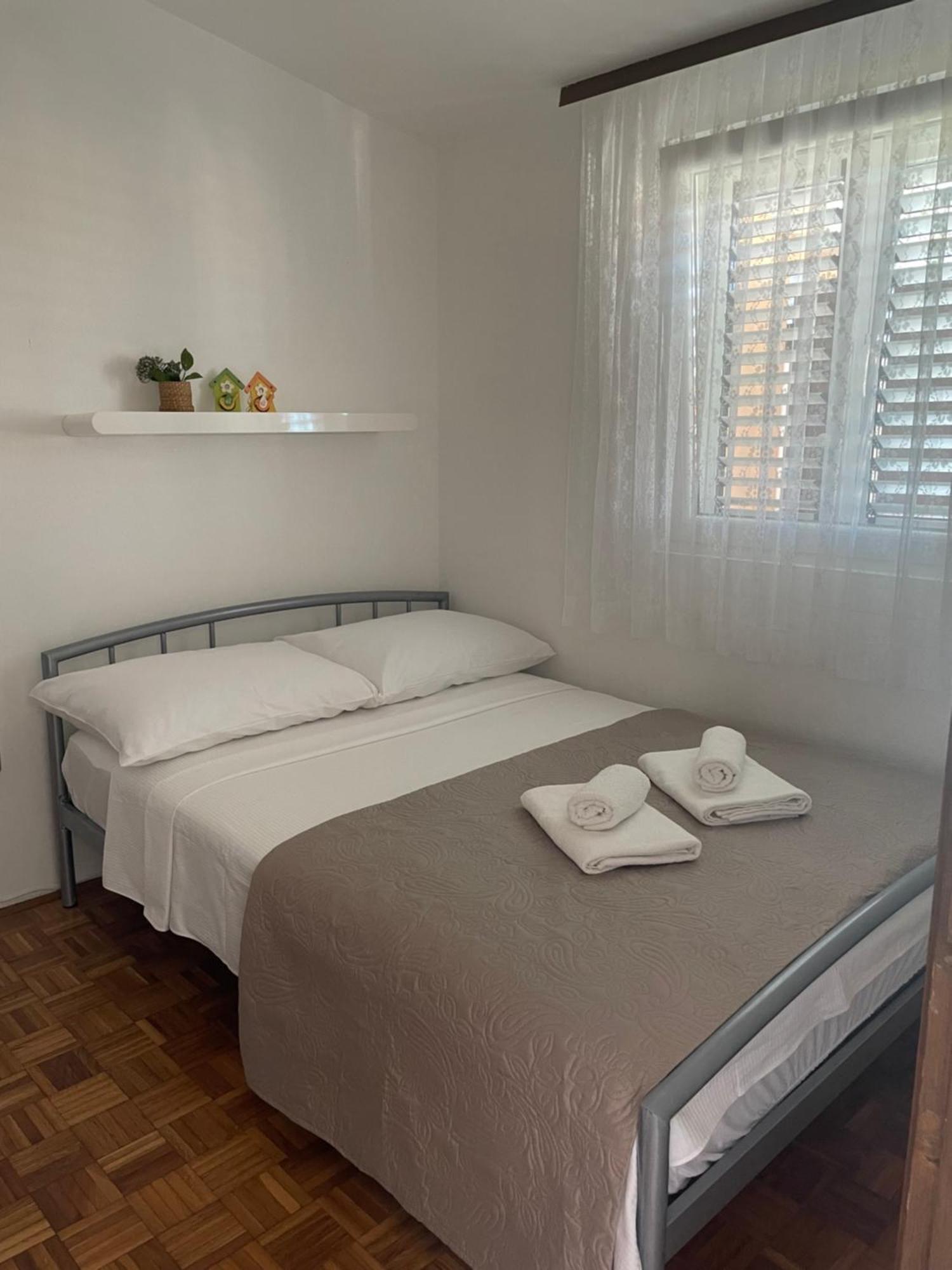 House Susec Daire Povljana Dış mekan fotoğraf